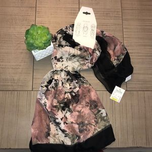 🟣Kensie Floral Pattern Scarf 🟣